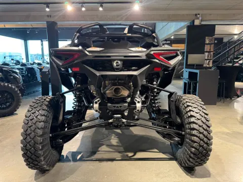 Maverick R XRC DTC SAS 999T INT 2026 – Bild 4