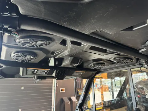 Traxter MAX XU HD11 T ABS 2026 | LTD Austattung – Bild 18