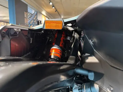Maverick R XRC DTC SAS 999T INT 2026 – Bild 17