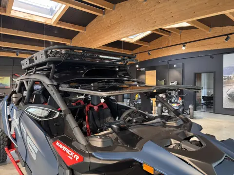 Maverick R MAX XRS 2026 SAS inkl. Ausstattung – Bild 13