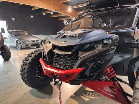Maverick R MAX XRS 2026 SAS inkl. Ausstattung – Bild 10