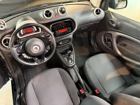 ForTwo fortwo cabrio electric drive / EQ – Bild 16