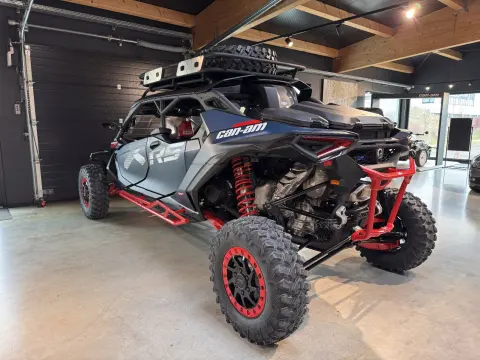 Maverick R MAX XRS 2026 SAS inkl. Ausstattung – Bild 3