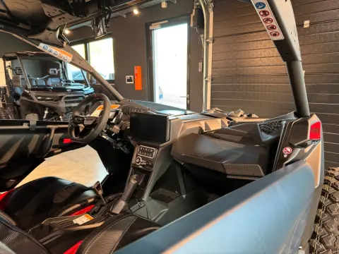 Maverick MAX Xrs Turbo RR mit Smart Shox INT 26 – Bild 17